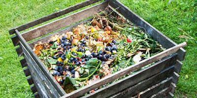 Comment composter correctement et utiliser un accélérateur de compost ?